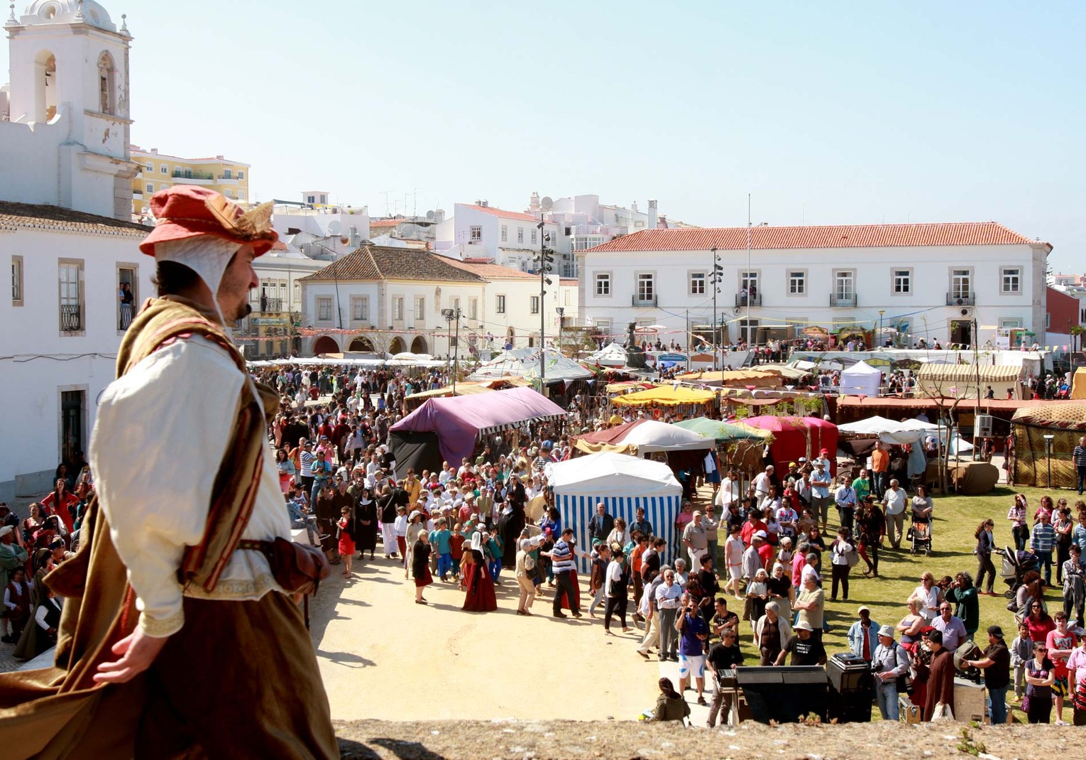 No final de abril Lagos mergulha na história