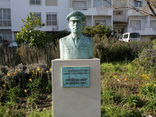 VISITA GUIADA “25 DE ABRIL – PERCURSO POR MEMÓRIAS”, por Artur de Jesus