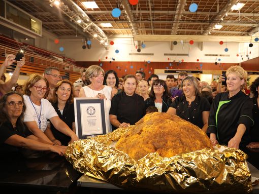Lagos entra no Guinness World Records com um Dom Rodrigo de 125,4 kg apresentado na XXXII Feira Concurso Arte Doce