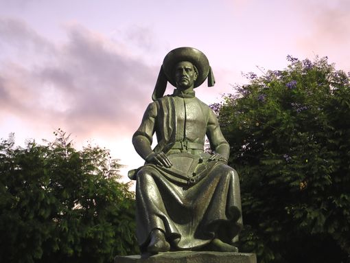 Infante D. Henrique homenageado em Lagos