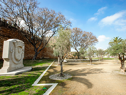 Município de Lagos investe na manutenção dos espaços verdes urbanos
