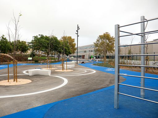 Lagos com mais um espaço de Jogo e Recreio