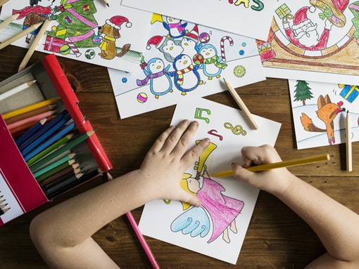 Serviços de Apoio à Família da Educação Pré-escolar vão ter alterações no próximo ano letivo. Prolongamento de horário gratuito é uma das medidas em análise