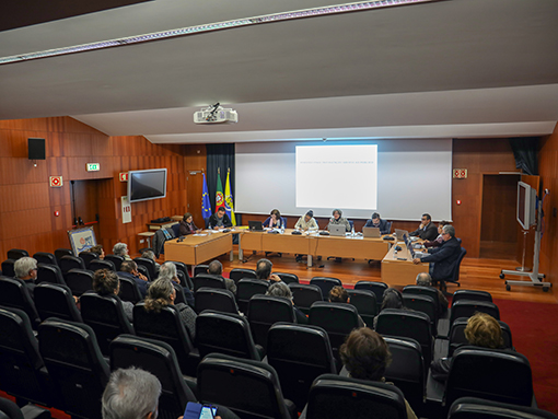 Câmara Municipal de Lagos contra o encerramento do Posto de Correios da Praia da Luz