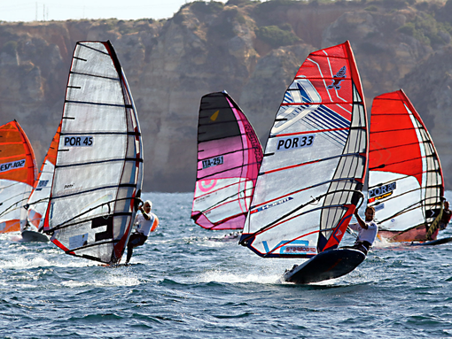 Vasco Chaveca foi o grande vencedor da etapa do Campeonato Nacional de Fórmula Windsurf em Lagos