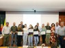 Dirigente da Associação de Dança, a professora/coreógrafa Marina Khametova e alunas que se destacaram nas competições recebendo o Voto de Louvor da Câmara Municipal